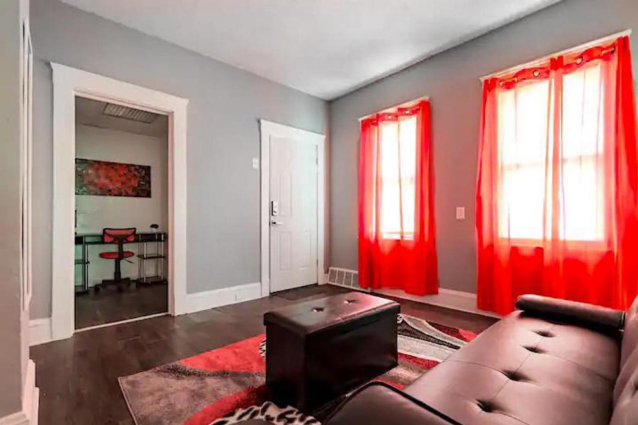 The Rubi Lounge - Spacious Brooklyn Centre Modern Escape Near Downtown With Parking, 300Mb Wifi & Self Check-In Cleveland Ngoại thất bức ảnh