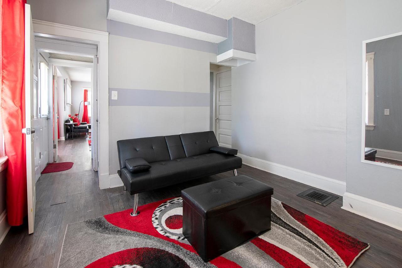 The Rubi Lounge - Spacious Brooklyn Centre Modern Escape Near Downtown With Parking, 300Mb Wifi & Self Check-In Cleveland Ngoại thất bức ảnh